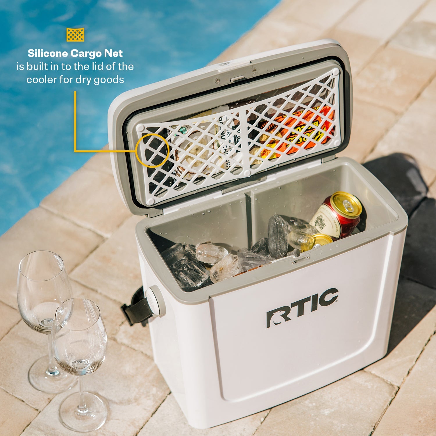 16 QT Road Trip Cooler